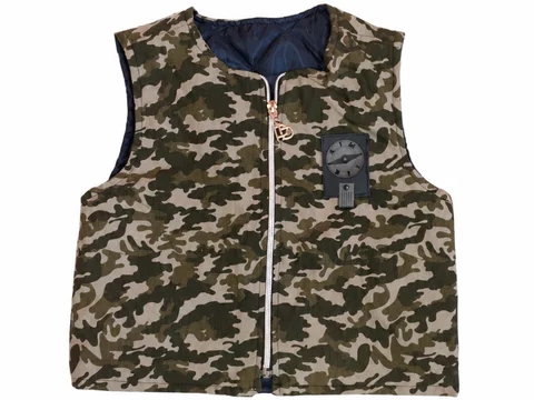 Children's vest with camouflage pattern and zipper - 1