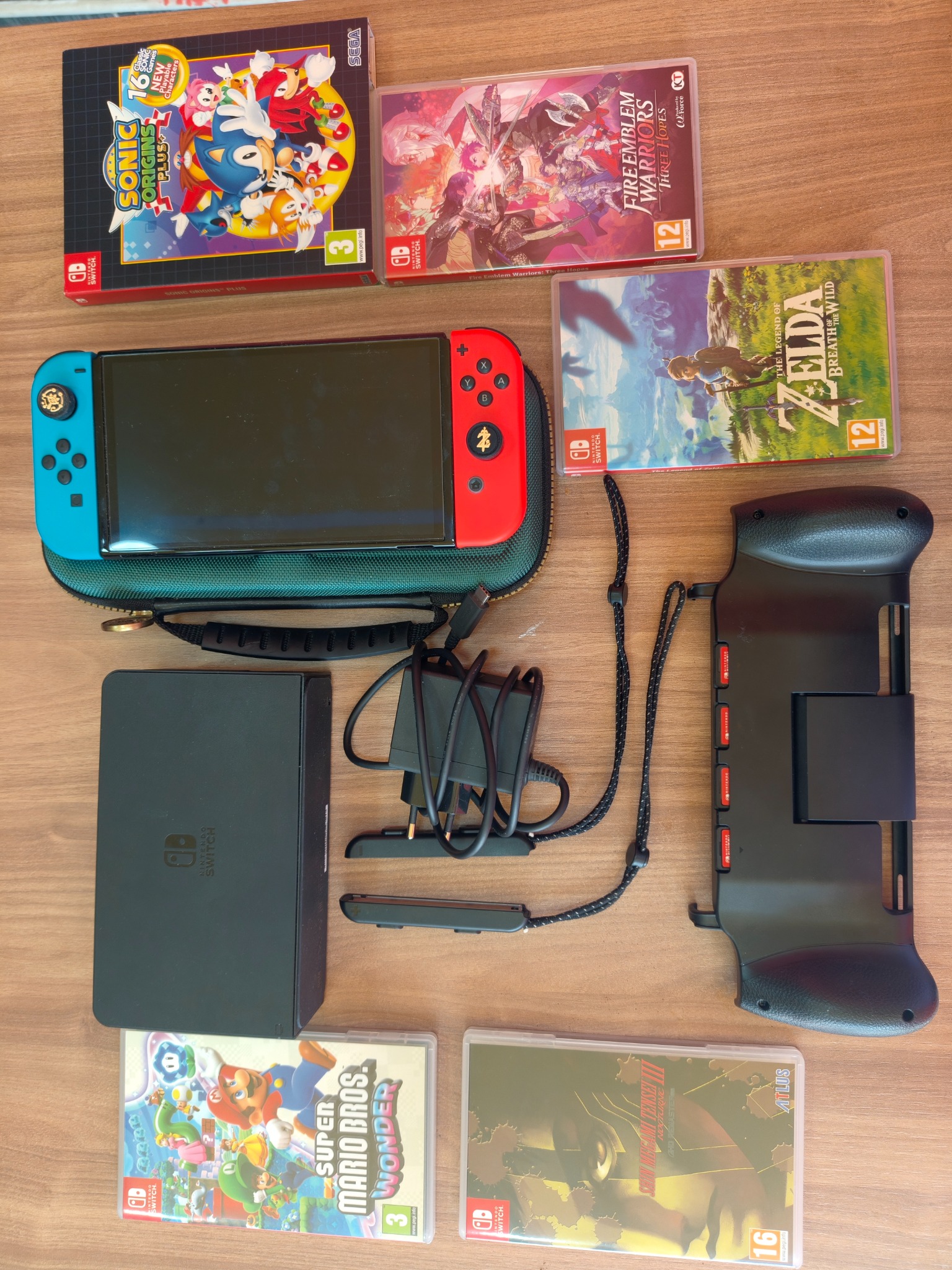 Nintendo Switch OLED + 5 Games and Accessory Set - 3