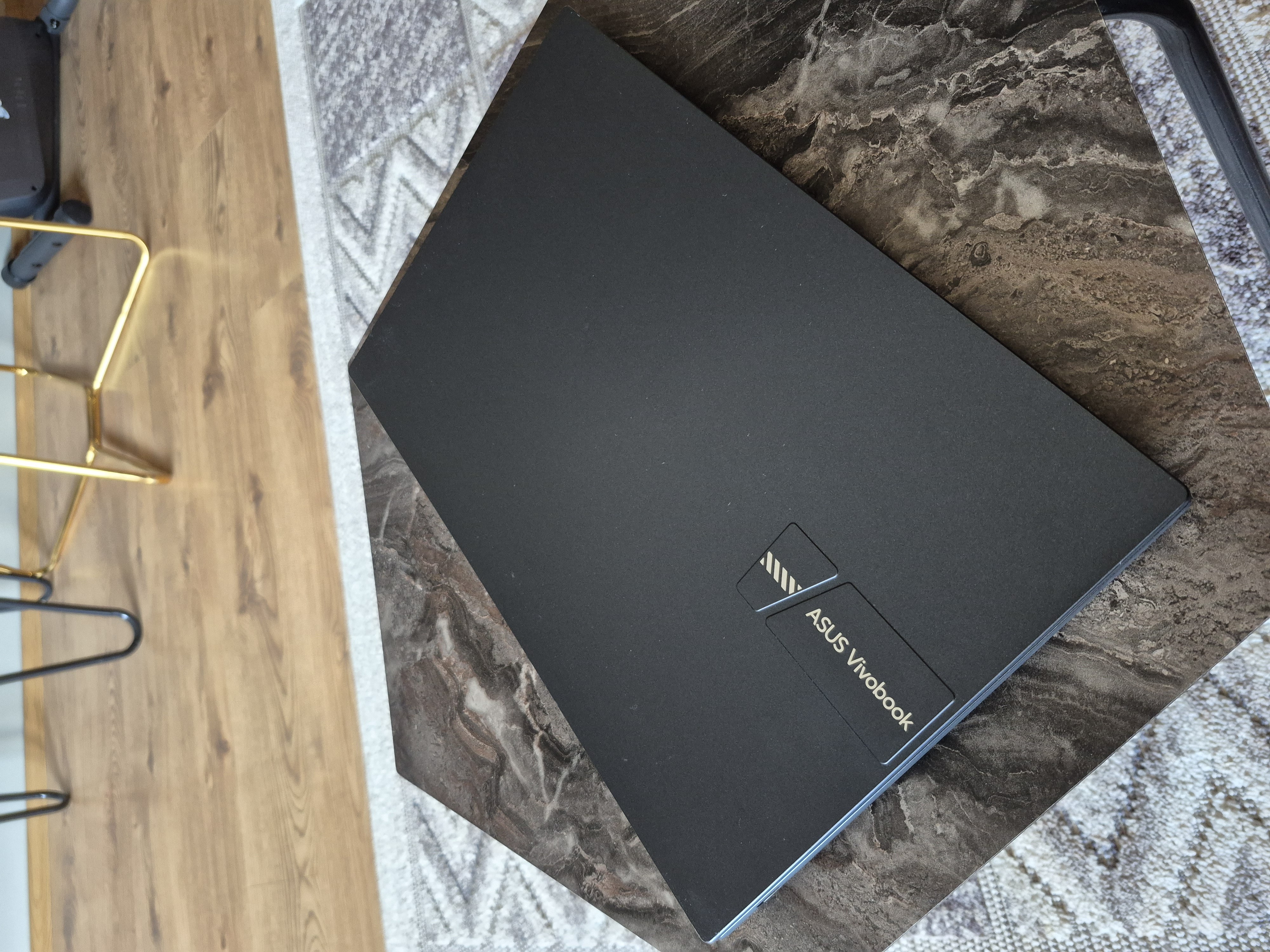 ASUS Vivobook 15,6" - 1